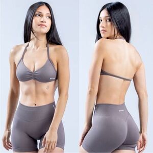 Dfyne Impact Strappy Sports Bra in Truffle